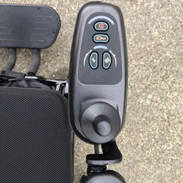 Autofolding powerchair - Image 2